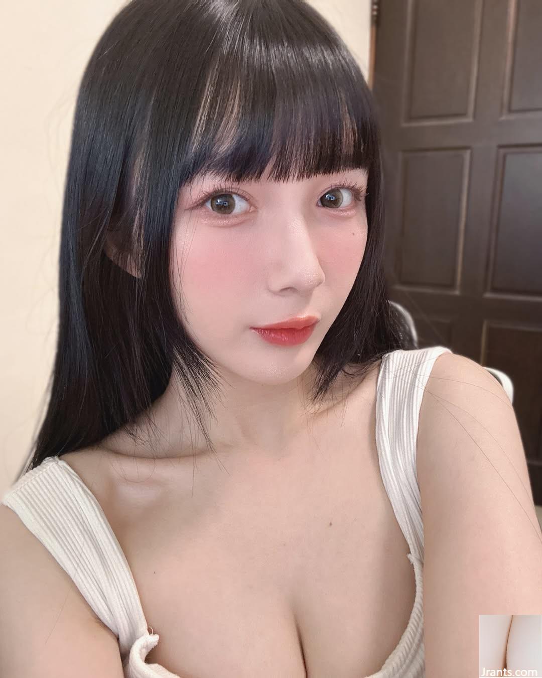 “Xiao Lao” Sữa tuyết trắng và mềm mại đến nỗi nó đầy cám dỗ và không thể cưỡng lại (10p) - Ảnh 10