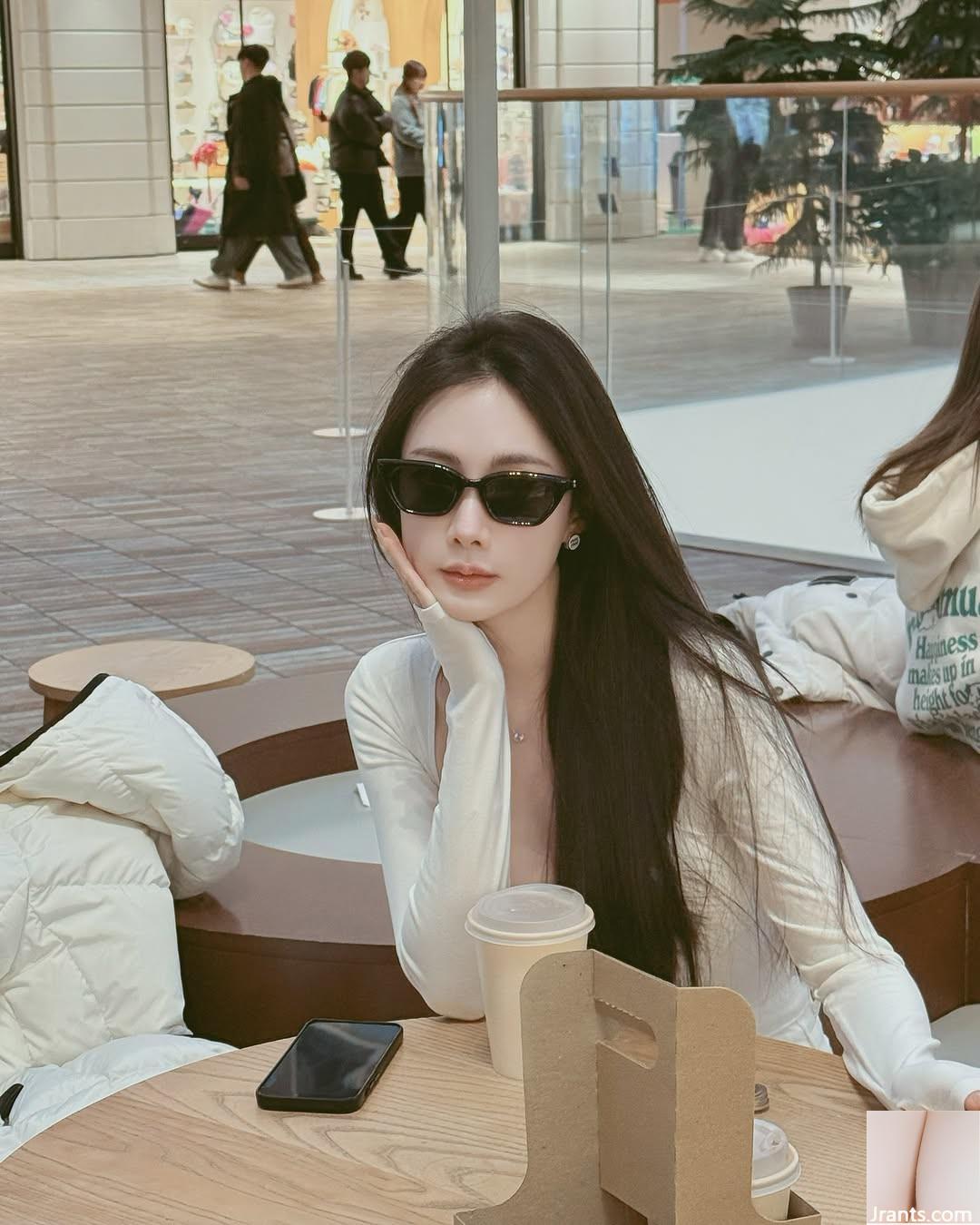 “Wu Youxi” có một khuôn mặt hoàn hảo và hình dáng không thể cưỡng lại sự quyến rũ của cô ấy (10p) - Ảnh 7