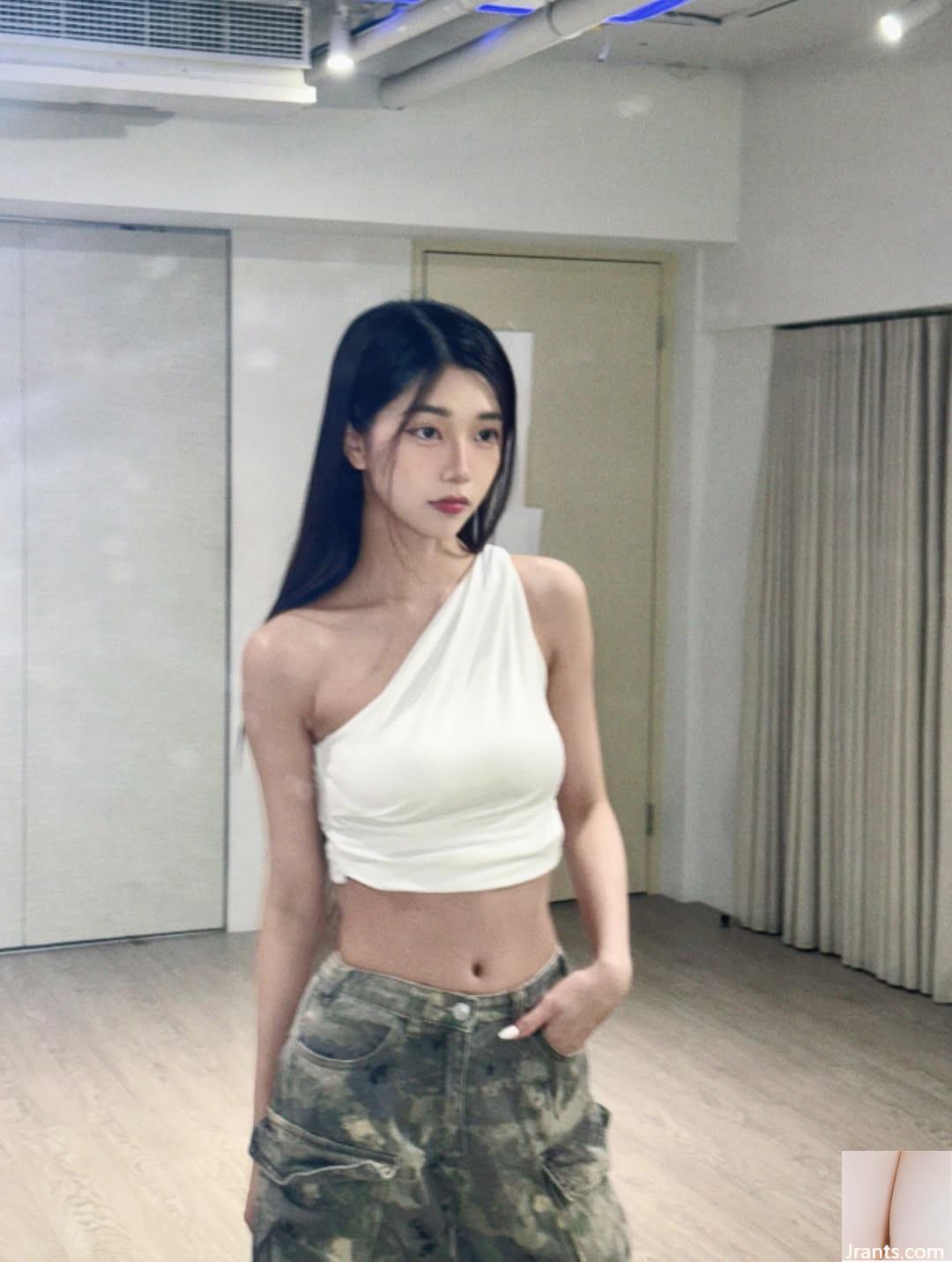 “Yang Jiazhen” cám dỗ ở khắp mọi nơi và hấp dẫn mọi góc độ (10p) - Ảnh 3