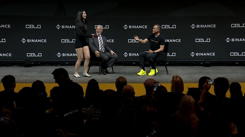 Changpeng Zhao phủ nhận tin đồn hẹn hò với nữ KOL tại Binance Blockchain Week