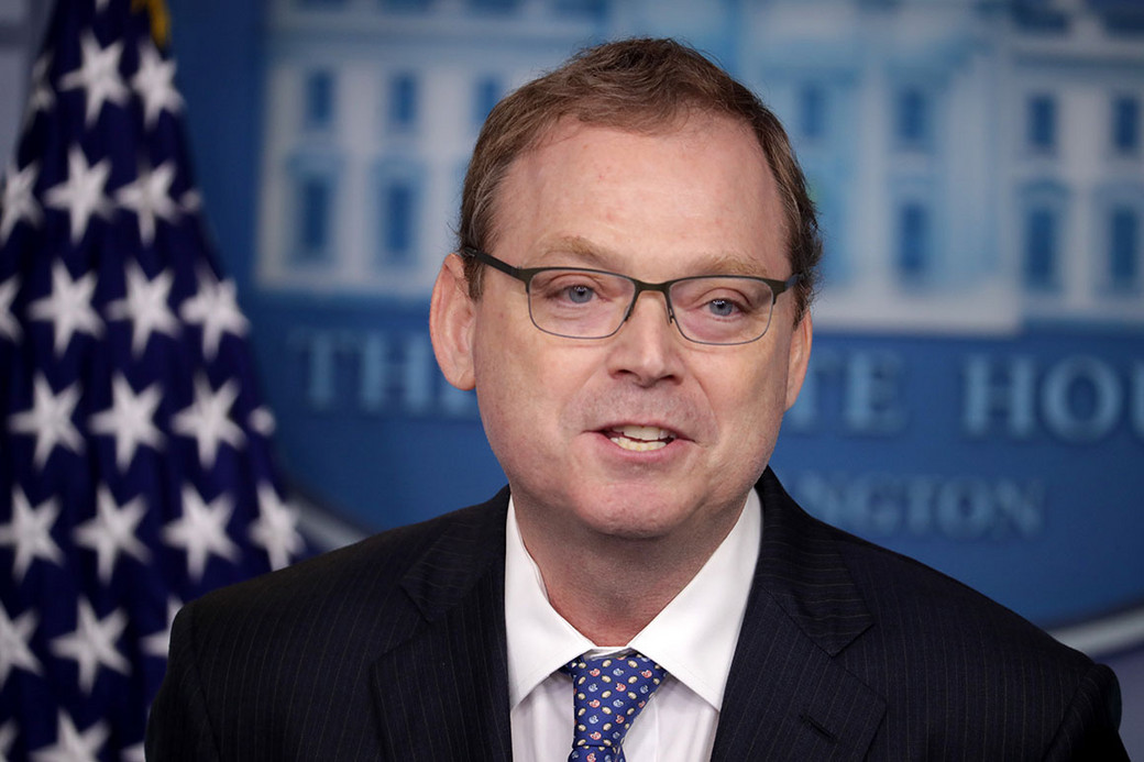 Kevin Hassett gặp trở ngại trong cuộc đua vào ghế chủ tịch Fed vì lo ngại về tính độc lập