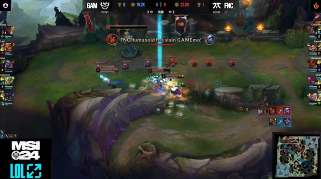 Không ai hiểu tại sao đồng đội đã về hoặc hạ gục mà Emo không xóa bỏ Dịch Chuyển