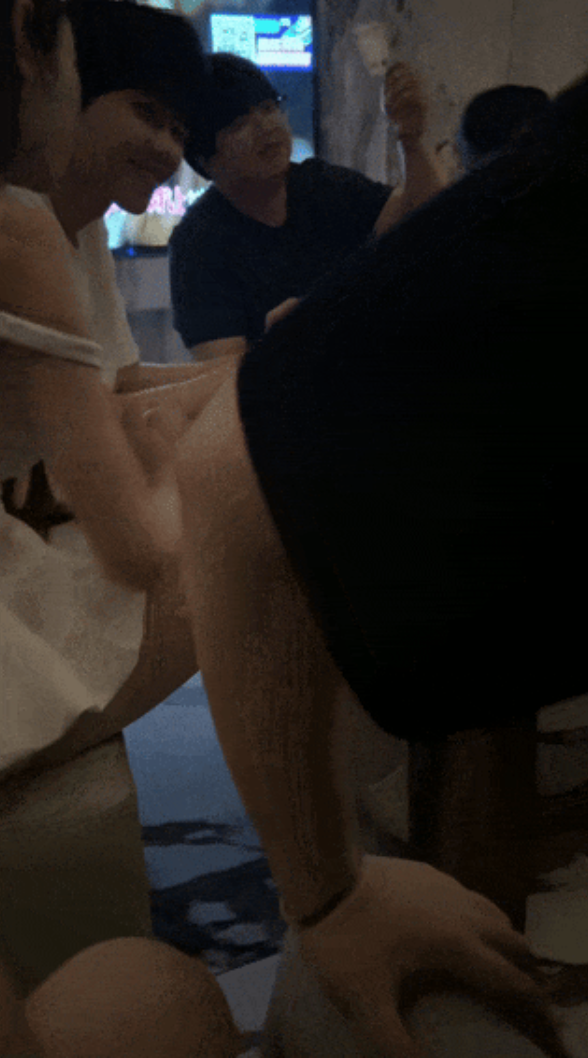 Nghi vấn dàn sao BLG dùng "dịch vụ nhạy cảm" sau thất bại tại CKTG 2025- Ảnh 2.