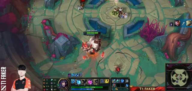 Faker sử dụng HoL Ahri trong chế độ Võ Đài
