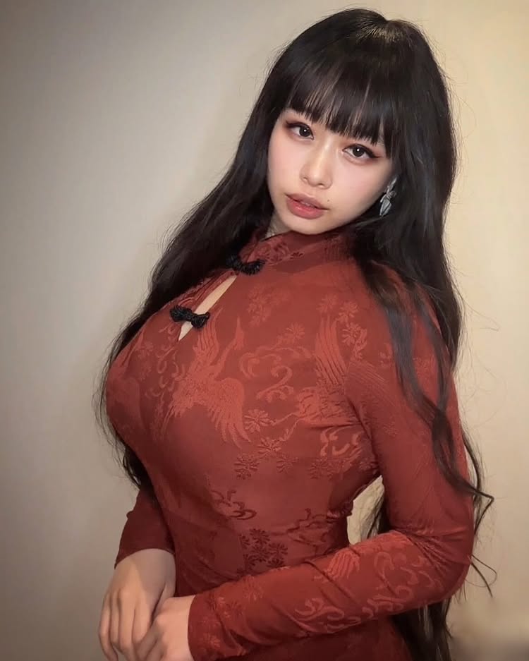 Liv Wang là nữ phóng viên thể thao đến từ Trung Quốc