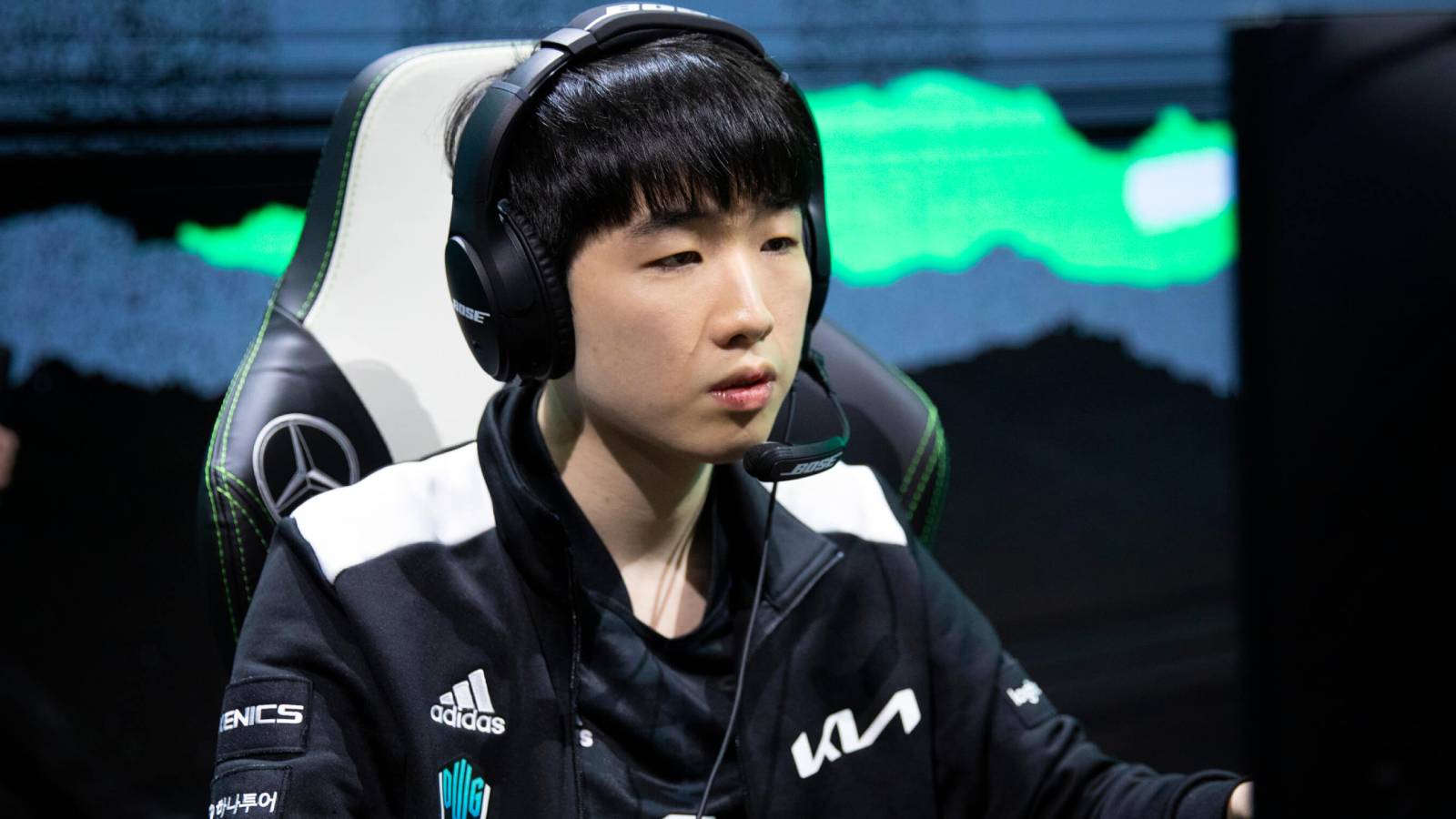 Cựu vương CKTG nhận "quả đắng" vì hành động cực kỳ nghiệp dư- Ảnh 1. Cựu vương CKTG nhận "quả đắng" vì hành động cực kỳ nghiệp dư- Ảnh 1.