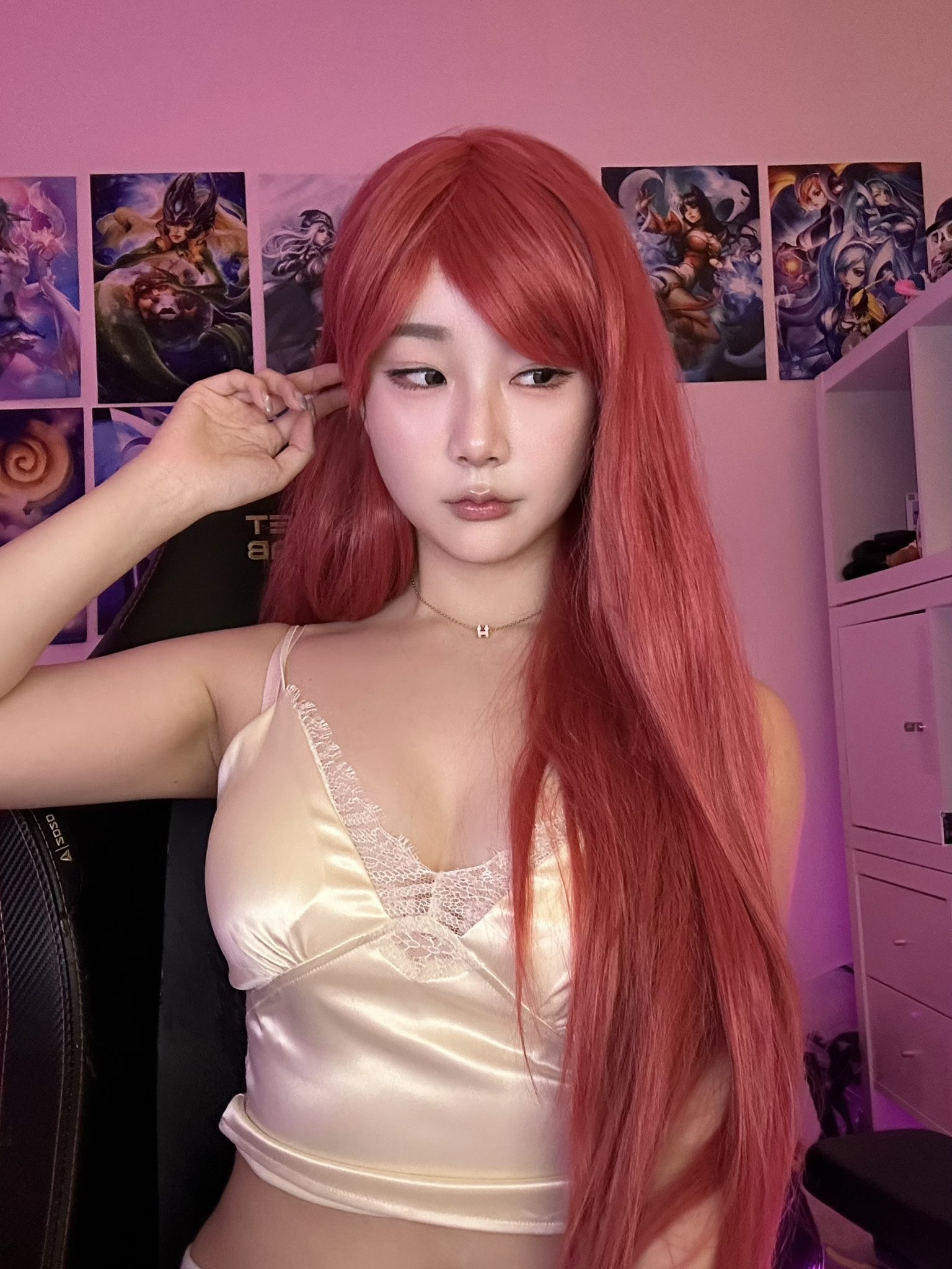 Nhưng vì hình ảnh khác lạ nên cũng nhận ý kiến trái chiều