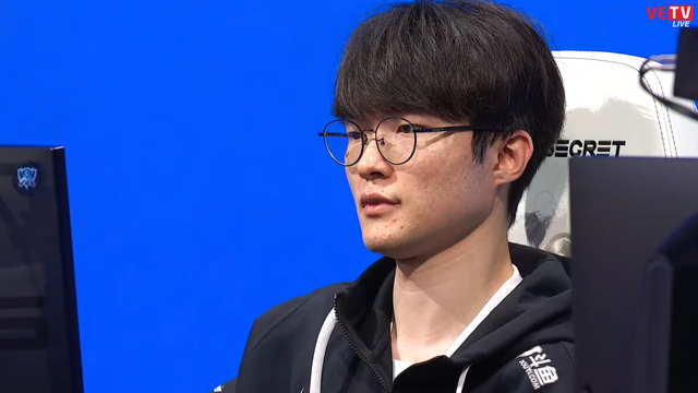 HLV Daeny ăn mừng quá khích gây phản ứng trái chiều nhưng biểu cảm của Faker mới khiến khán giả chạnh lòng - Ảnh 5.