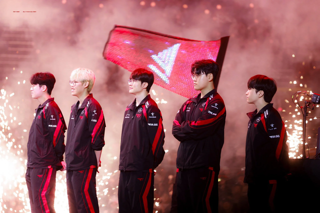 T1 sẽ đối diện một lịch trình vô cùng dày đặc nếu có thêm EWC