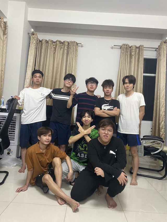 Xuất hiện thông tin GE đã chiêu mộ cặp Xạ Thủ Slayder và Divkid - Ảnh 2.