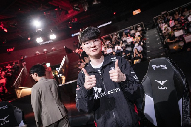 Và T1 đã thi đấu khởi sắc hơn trong trận gặp DK cũng như giành chiến thắng 2-0