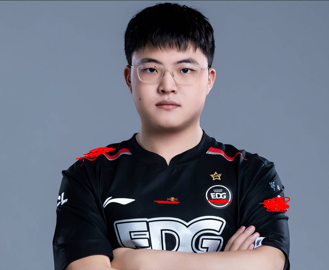 GALA khẳng định EDG với Uzi sẽ là đội tuyển cực mạnh chỉ trong ít tháng tới - Ảnh 3. GALA khẳng định EDG với Uzi sẽ là đội tuyển cực mạnh chỉ trong ít tháng tới - Ảnh 3.