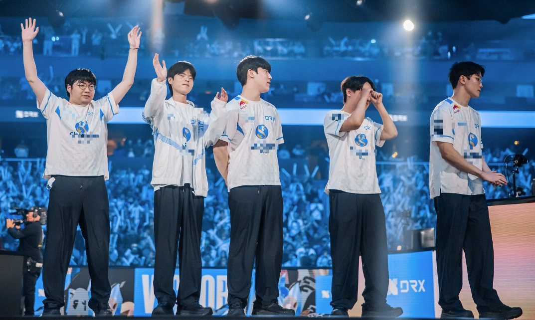 Tuyển thủ BeryL tiết lộ DRX không gặp chút áp lực nào trước trận Chung kết CKTG 2022 - Ảnh 2.