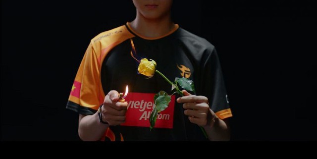 Dân tình bàn tán xôn xao về trailer VCS - Nhìn Levi như công chúa ngủ trong rừng, đạo diễn khịa à? - Ảnh 6.