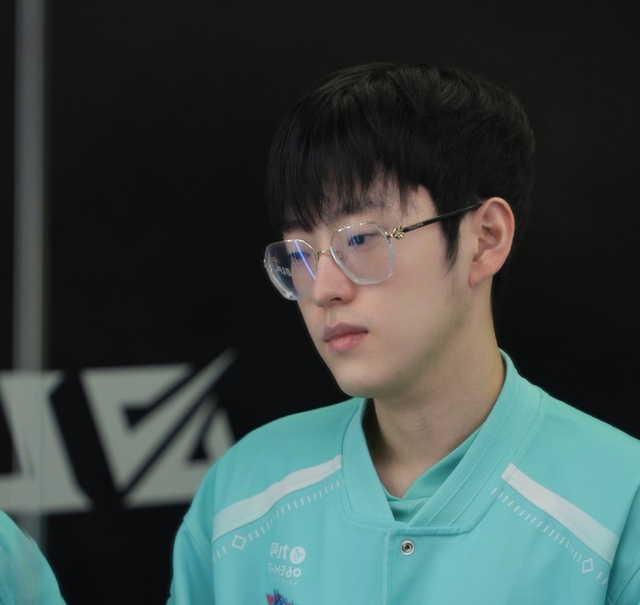 Scout và LNG đang vô cùng khó khăn