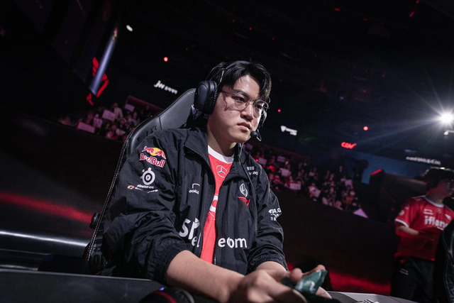 Thậm chí chính khán giả cũng xót xa cho Xạ Thủ sinh năm 2002