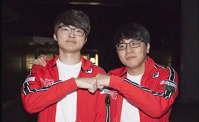 Bất ngờ kết quả khảo sát - Doublelift vượt qua Faker trở thành thần tượng lớn nhất của game thủ LCS - Ảnh 2.