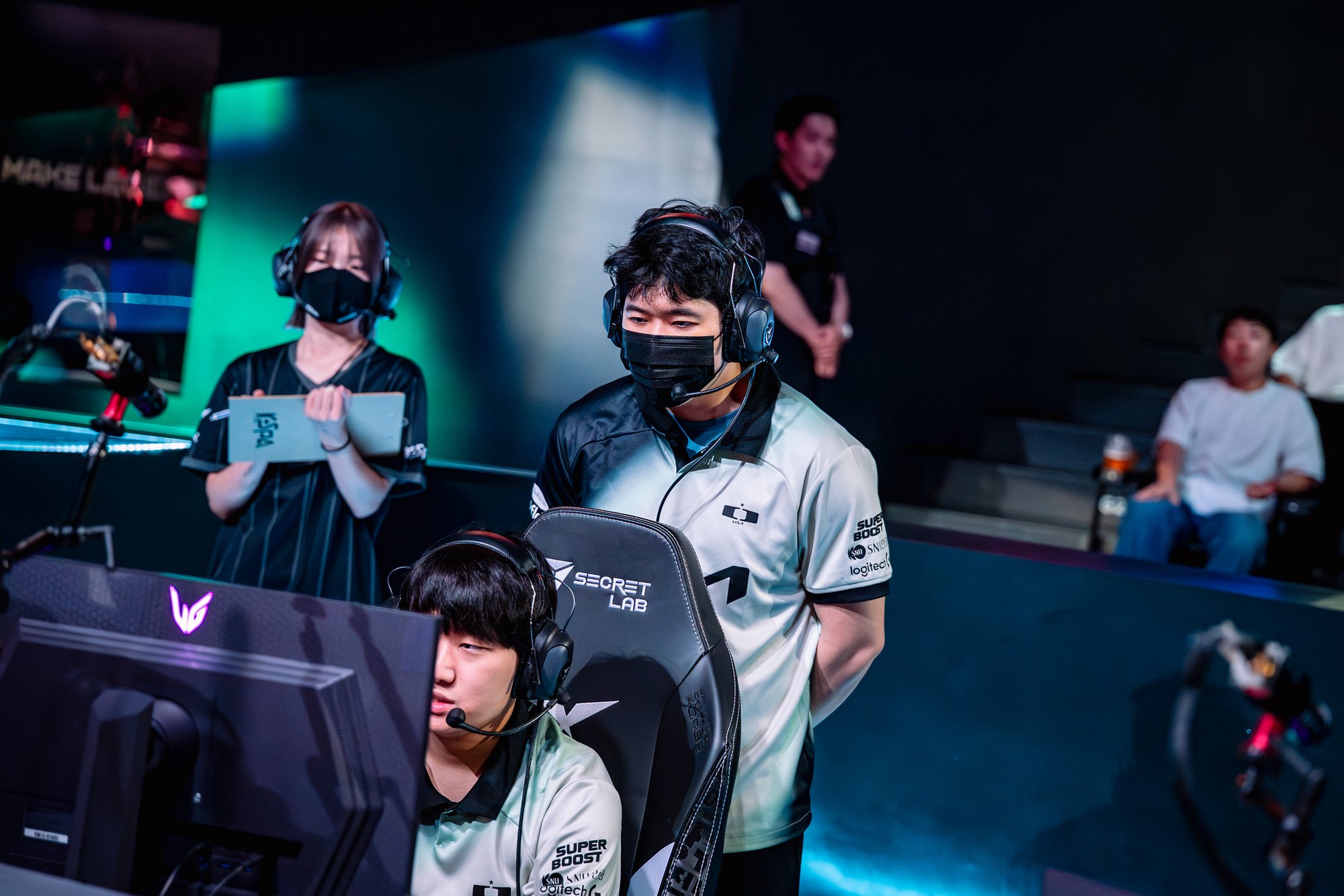 Chưa thi đấu nhưng phía DK có động thái "nhận thua T1"- Ảnh 2.