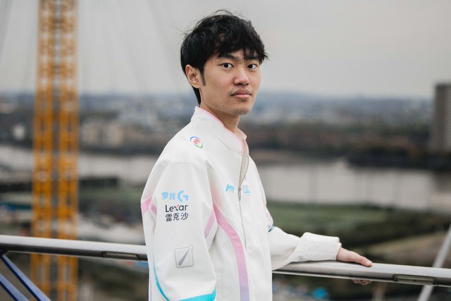 Khả năng Knight vẫn sẽ thi đấu cho BLG ở năm sau