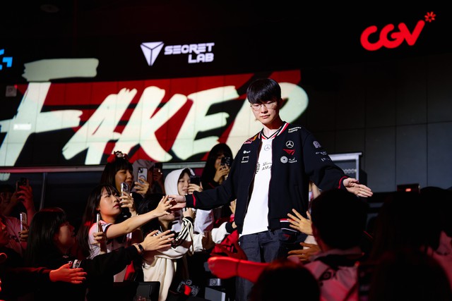 T1 là đương kim vô địch CKTG đầu tiên phải dự giải đấu này với tư cách seed 4 T1 là đương kim vô địch CKTG đầu tiên phải dự giải đấu này với tư cách seed 4