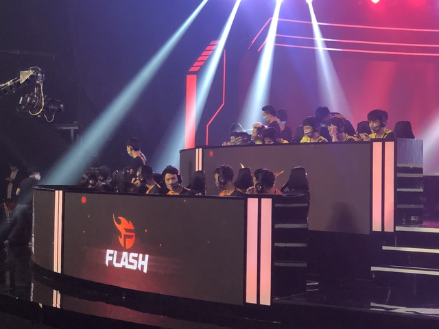 Giờ G đã điểm, các đội tuyển đã sẵn sàng cho trận Chung kết Đấu Trường Sinh Tồn Mùa Xuân 2020 - Ảnh 4. Giờ G đã điểm, các đội tuyển đã sẵn sàng cho trận Chung kết Đấu Trường Sinh Tồn Mùa Xuân 2020 - Ảnh 4.