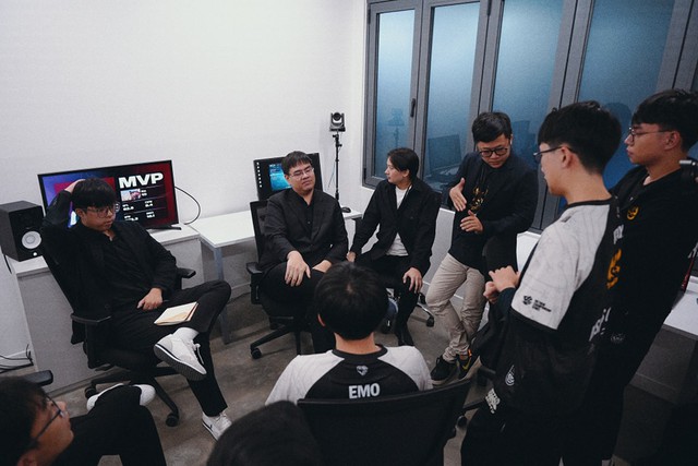 Khi được xác nhận trong sạch thì các tuyển thủ có được khôi phục tư cách tuyển thủ và thừa hưởng thành tích của đội hay không?