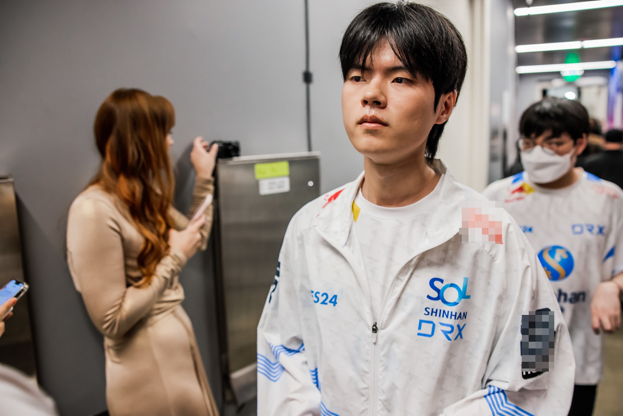 Deft cho biết đánh xếp hạng ở Bắc Mỹ rất tệ vì người chơi và vì cả độ trễ của máy chủ