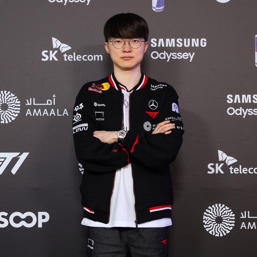 Faker công bố hợp đồng "độc nhất vô nhị" giới Esports nhưng khán giả chú ý chi tiết "siêu đắt giá"- Ảnh 2.
