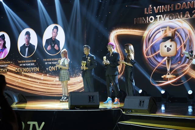 Tổng kết Nimo TV Glory Night 2021: Độ Mixi và Refund Gaming có năm thứ 2 liên tiếp thống trị các hạng mục danh giá nhất - Ảnh 4.