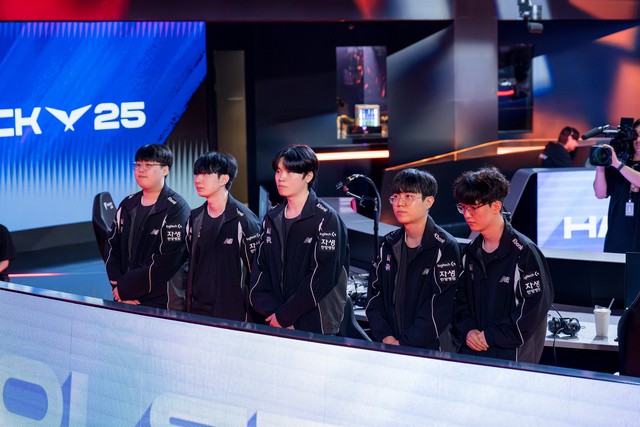 Nhưng KT cũng cho thấy bản lĩnh khi đại thắng Gen.G Nhưng KT cũng cho thấy bản lĩnh khi đại thắng Gen.G