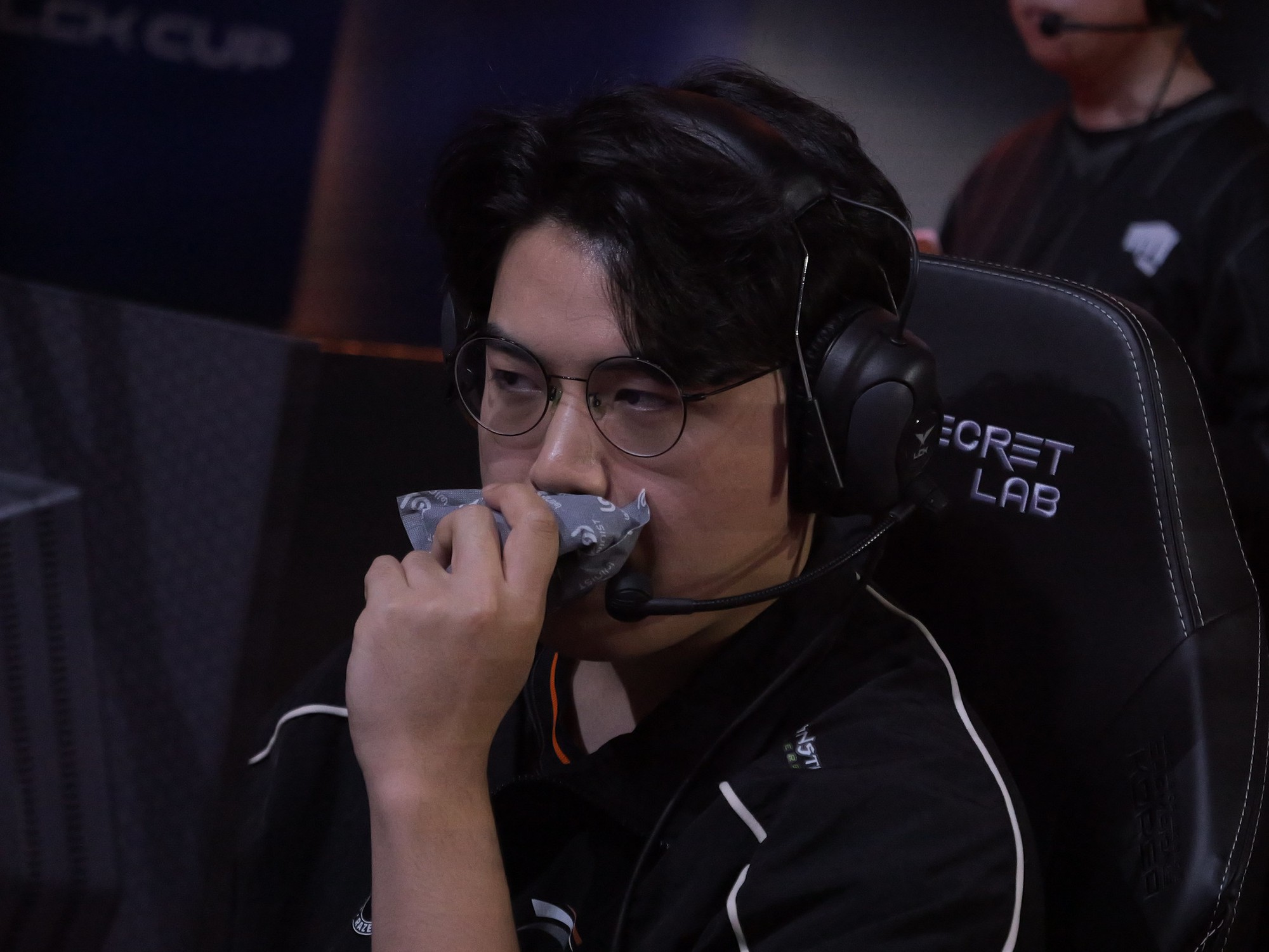 Gumayusi đồng thời nhắc về cả T1 lẫn HLE sau chiến thắng trước BRO- Ảnh 1. Gumayusi đồng thời nhắc về cả T1 lẫn HLE sau chiến thắng trước BRO- Ảnh 1.