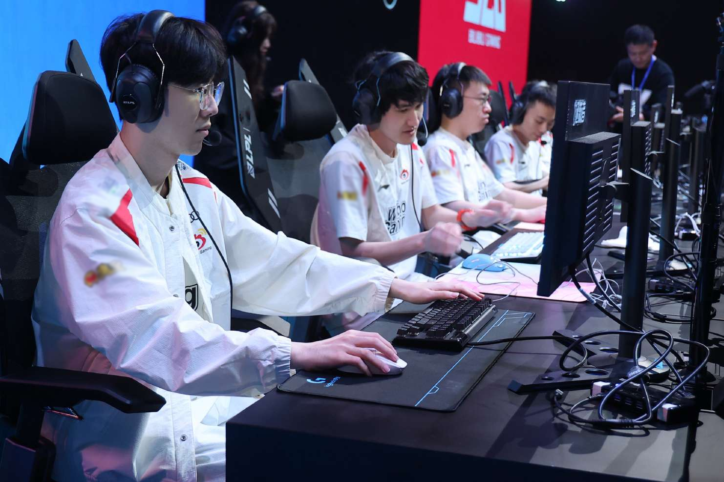 Sở hữu Uzi nhưng EDG lại sắp đón nhận một kỷ lục đáng buồn - Ảnh 3.