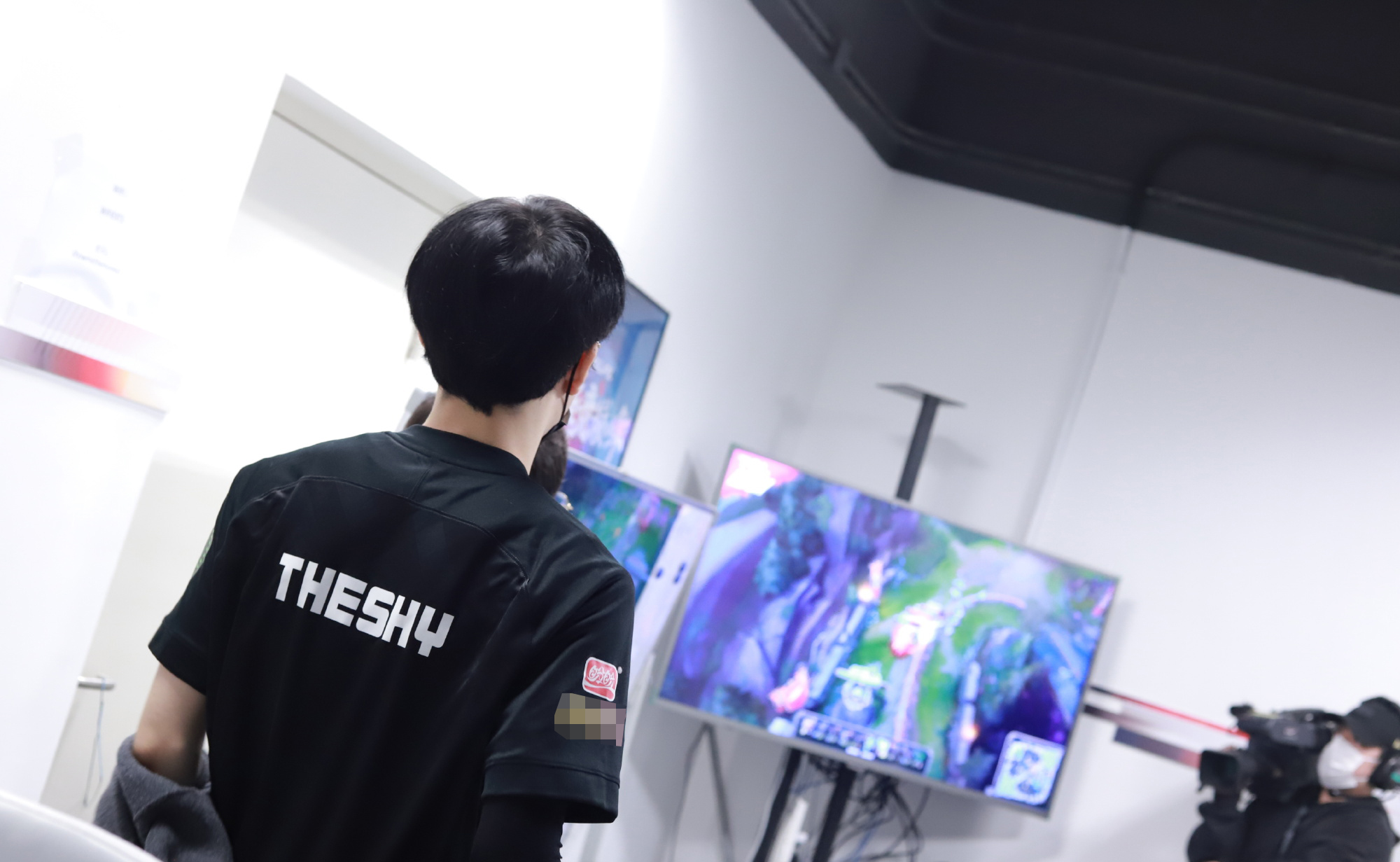 WBG sẽ cần nhiều thời gian để kết nối những ngôi sao với nhau