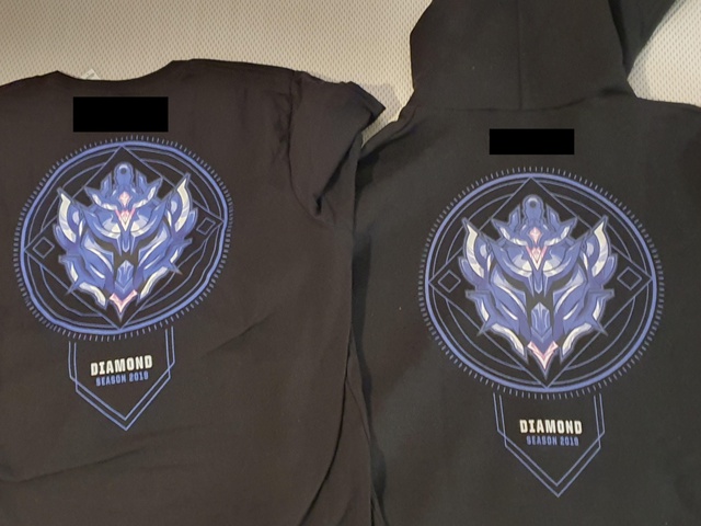 Riot Games bị game thủ tố treo đầu dê bán thịt chó, bỏ hàng triệu đồng chỉ để nhận chiếc áo LMHT như hàng chợ - Ảnh 2. Riot Games bị game thủ tố treo đầu dê bán thịt chó, bỏ hàng triệu đồng chỉ để nhận chiếc áo LMHT như hàng chợ - Ảnh 2.