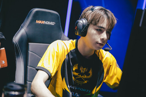 Ngày ấy - Bây giờ: “Sớm nở tối tàn”, Zeros trượt dài trong khủng hoảng, án phạt và những chỉ trích - Ảnh 2. Ngày ấy - Bây giờ: “Sớm nở tối tàn”, Zeros trượt dài trong khủng hoảng, án phạt và những chỉ trích - Ảnh 2.