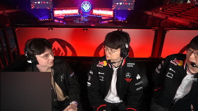 Faker "gáy" cực căng sau trận thắng AL- Ảnh 2.