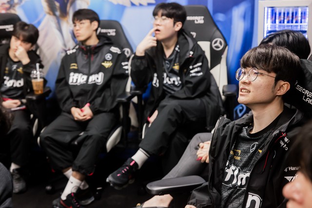 Trận gặp C9 là cơ hội tốt để T1 xốc lại tinh thần và thử nghiệm các chiến thuật mới