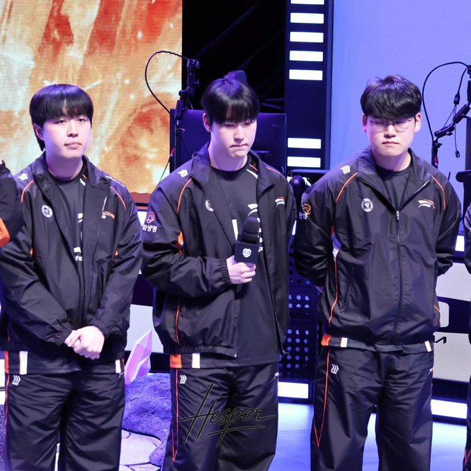 HLV HLE thừa nhận một sự thật cay đắng về "Super Team"- Ảnh 3. HLV HLE thừa nhận một sự thật cay đắng về "Super Team"- Ảnh 3.