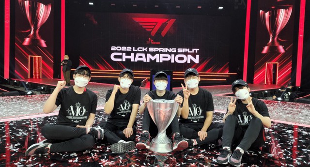 Nhưng theo thời gian, mọi thứ đã thay đổi trừ... lối chơi của T1