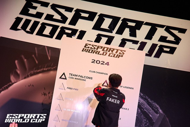 Bị gọi là "giải cỏ", EWC lại đang góp công "cứu" cả LMHT chuyên nghiệp- Ảnh 4.