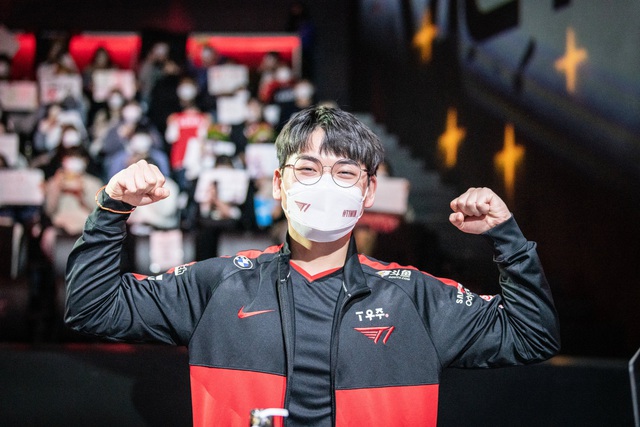 Xạ Thủ T1 không hài lòng vì chiến thắng dễ trước Gen.G: Đối đầu với họ ở trận đó chẳng có ý nghĩa gì - Ảnh 4. Xạ Thủ T1 không hài lòng vì chiến thắng dễ trước Gen.G: Đối đầu với họ ở trận đó chẳng có ý nghĩa gì - Ảnh 4.