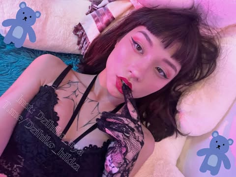 Từng khoe thân "không che" trên sóng, nữ streamer DOTA 2 giờ còn "bạo hơn xưa"- Ảnh 4.