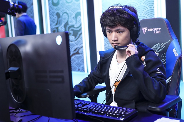 Đồng đội cũ SofM lộ drama tình cảm phức tạp, bị tố thao túng và lợi dụng- Ảnh 1.