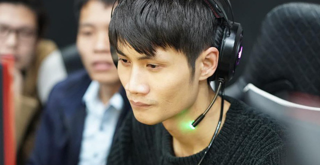 AoE: Hủy diệt đối thủ chỉ sau 2 giờ thi đấu, Tiểu Màn Thầu thách thức muốn mặt đối mặt với Hồng Anh! - Ảnh 2. AoE: Hủy diệt đối thủ chỉ sau 2 giờ thi đấu, Tiểu Màn Thầu thách thức muốn mặt đối mặt với Hồng Anh! - Ảnh 2.