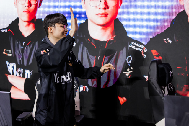 T1 có trận đấu được dự đoán ban đầu sẽ vô cùng khó khăn trước JDG T1 có trận đấu được dự đoán ban đầu sẽ vô cùng khó khăn trước JDG