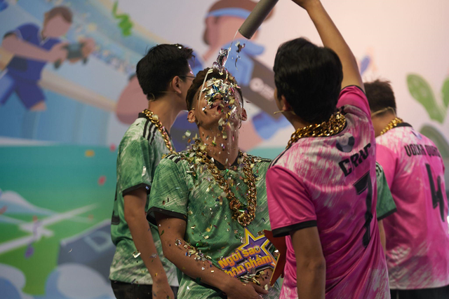 Độ Mixi và Rambo khiến người hâm mộ ngỡ ngàng tại Gameshow Sinh nhật 5 tuổi của FIFA Online 4 - Ảnh 8.