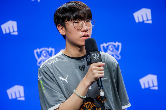 Cựu HLV H Dragon tiết lộ Gen.G đề nghị Ruler mức lương lên đến gần 40 tỷ VND - nguồn: LoL Esports