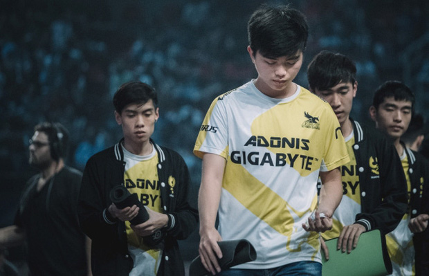 Tan hợp hợp tan, Giáo sư Optimus về GAM, giá trị hợp đồng lên đến 10 tỷ? - Ảnh 2. Tan hợp hợp tan, Giáo sư Optimus về GAM, giá trị hợp đồng lên đến 10 tỷ? - Ảnh 2.