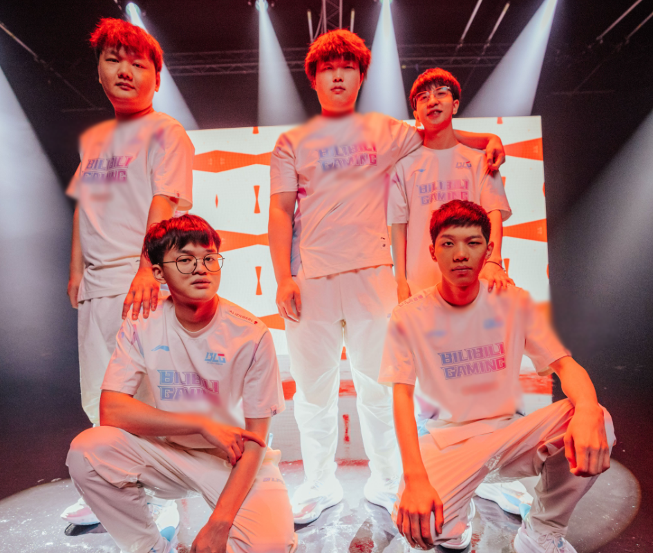 Khán giả LPL đánh giá BLG hiện tại mạnh hơn T1, lấy luôn C9 là thước đo - Ảnh 1. Khán giả LPL đánh giá BLG hiện tại mạnh hơn T1, lấy luôn C9 là thước đo - Ảnh 1.