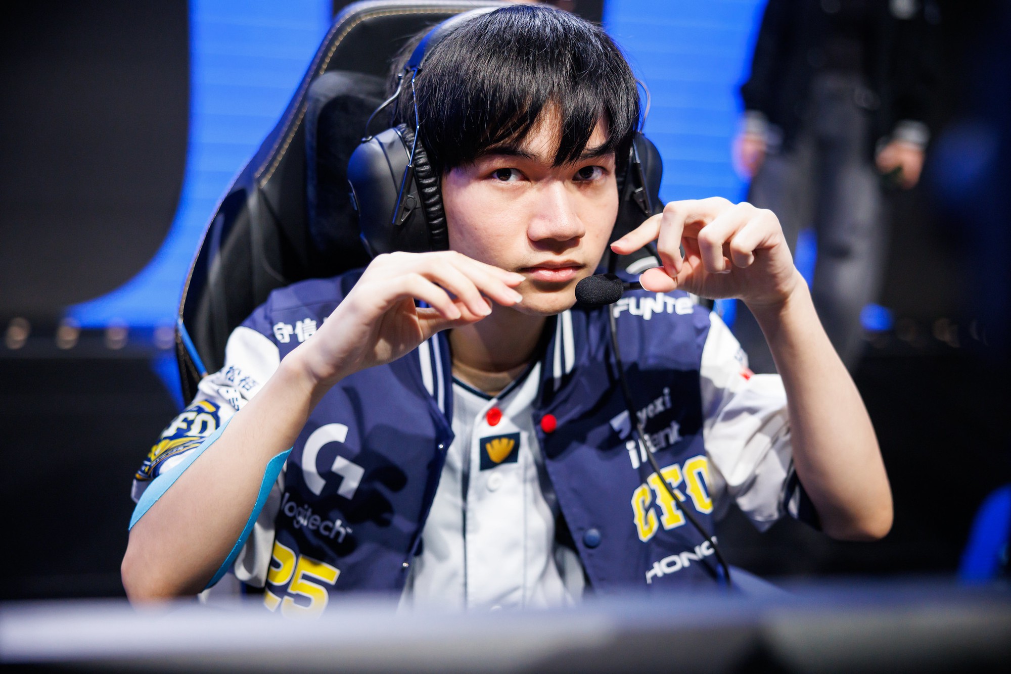 CFO lập kỷ lục "khủng" trong lịch sử CKTG, lấy luôn T1 "làm nền"- Ảnh 2.